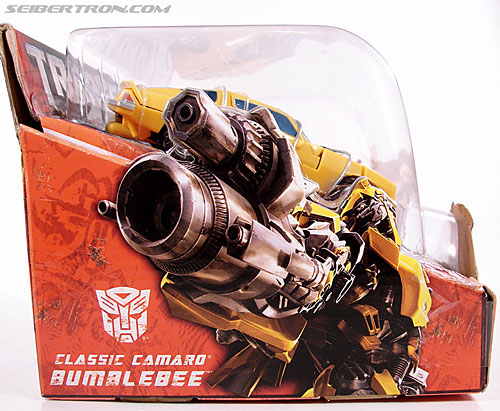 Transformers (2007) Battle Damaged Bumblebee (Image #8 of 99)