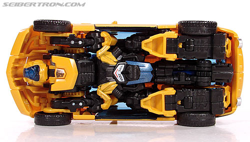 Transformers (2007) Battle Damaged Bumblebee (Image #39 of 99)