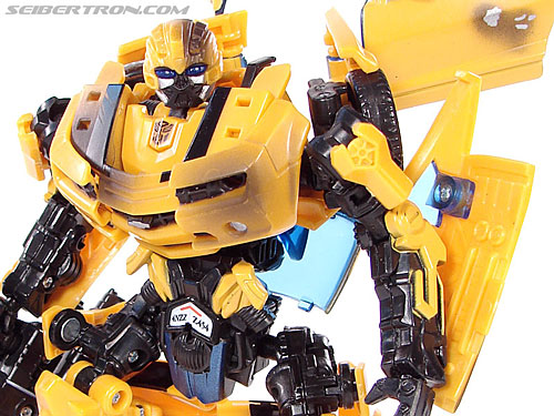 Transformers (2007) Battle Damaged Bumblebee (Image #87 of 99)