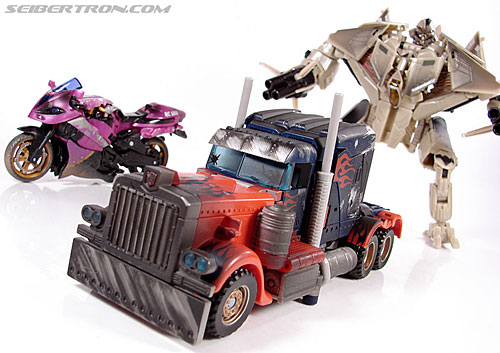 Transformers (2007) Battle Damaged Optimus Prime (Image #61 of 144)