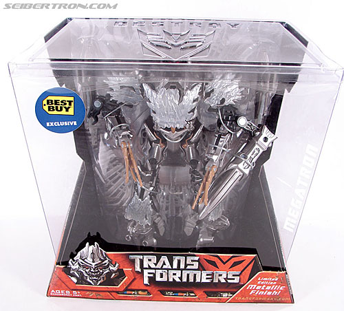 Transformers (2007) Premium Megatron (Best Buy) (Image #2 of 112)