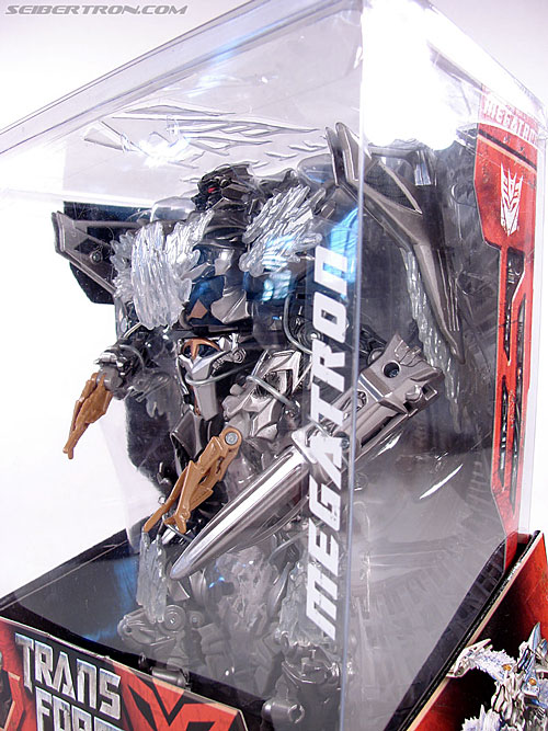 Transformers (2007) Premium Megatron (Best Buy) (Image #20 of 112)