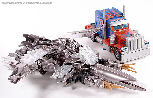 Transformers (2007) Premium Megatron (Best Buy) (Image #46 of 112)