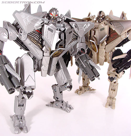 Transformers (2007) Deep Space Starscream Toy Gallery (Image #112 of 131)