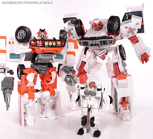 Transformers (2007) Rescue Torch Ratchet (Image #34 of 72)