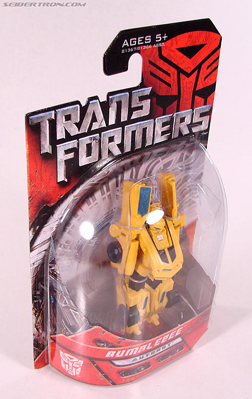 Transformers (2007) Bumblebee (Bumble) (Image #2 of 58)