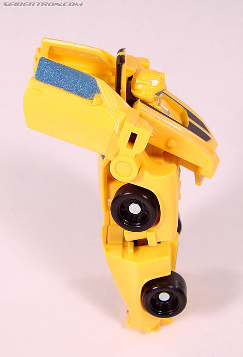 Transformers (2007) Bumblebee (Bumble) (Image #39 of 58)