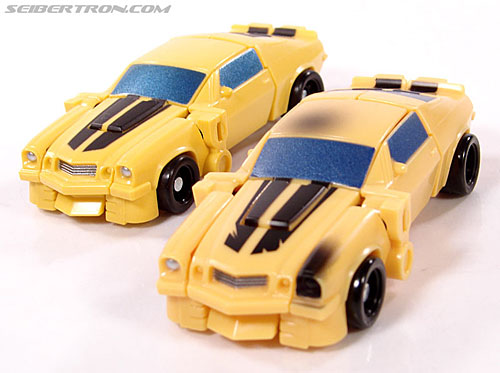 Transformers (2007) Bumblebee Toy Gallery (Image #31 of 77)