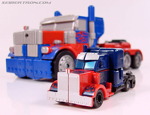 Transformers (2007) Optimus Prime (Convoy) (Image #32 of 74)