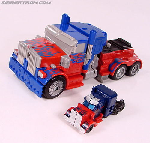 Transformers (2007) Optimus Prime (Convoy) (Image #33 of 74)