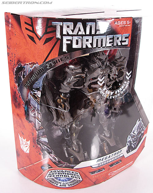 Transformers (2007) Premium Megatron (Image #3 of 161)