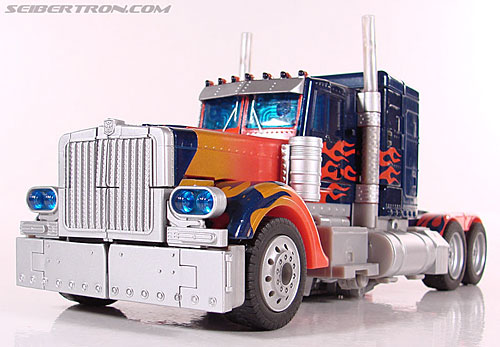 Transformers (2007) Premium Optimus Prime (Image #30 of 151)