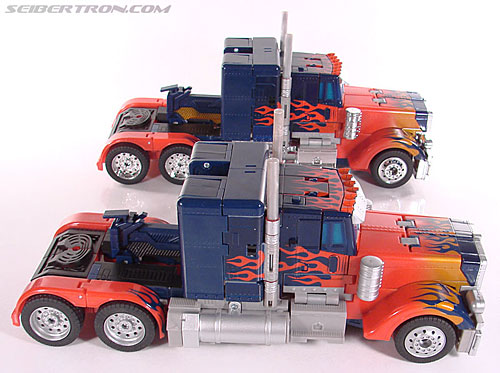 Transformers (2007) Premium Optimus Prime (Image #42 of 151)