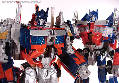 Transformers (2007) Premium Optimus Prime (Image #134 of 151)