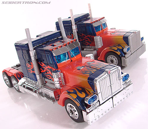 Transformers (2007) Premium Optimus Prime Toy Gallery (image #35 Of 155)