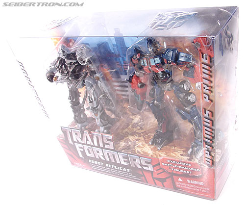 Transformers (2007) Battle Damaged Megatron (Robot Replicas) (Image #14 of 60)