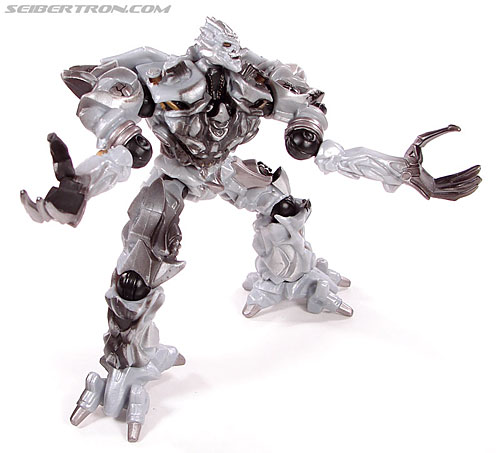 Transformers (2007) Battle Damaged Megatron (Robot Replicas) (Image #40 of 60)
