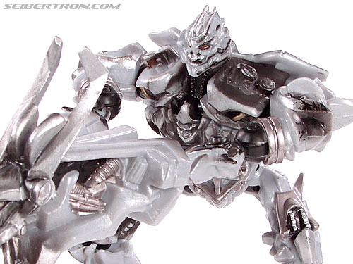 Transformers (2007) Battle Damaged Megatron (Robot Replicas) (Image #43 of 60)