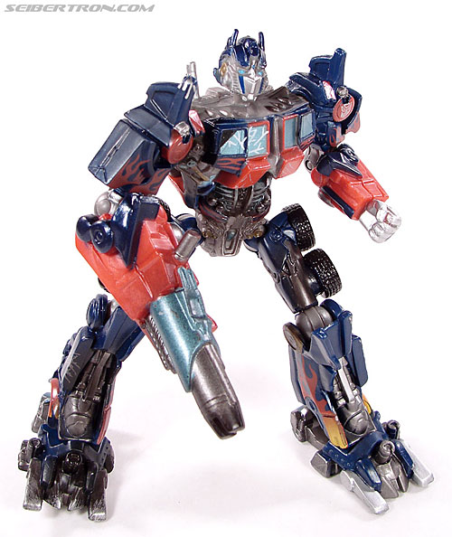 Transformers (2007) Battle Damaged Optimus Prime (Robot Replicas) (Image #20 of 37)