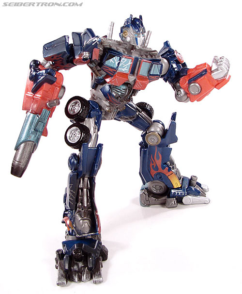Transformers (2007) Battle Damaged Optimus Prime (Robot Replicas) (Image #21 of 37)