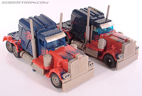 Transformers (2007) Optimus Prime (Freeway Brawl) (Image #33 of 116)
