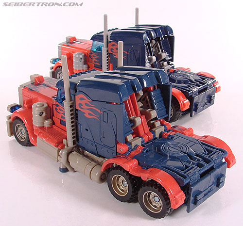 Transformers (2007) Optimus Prime (Freeway Brawl) (Image #41 of 116)