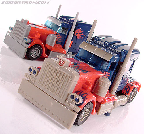 Transformers (2007) Optimus Prime (Freeway Brawl) (Image #43 of 116)