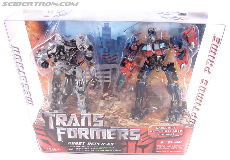 Transformers (2007) Battle Damaged Megatron (Robot Replicas) (Image #2 of 60)