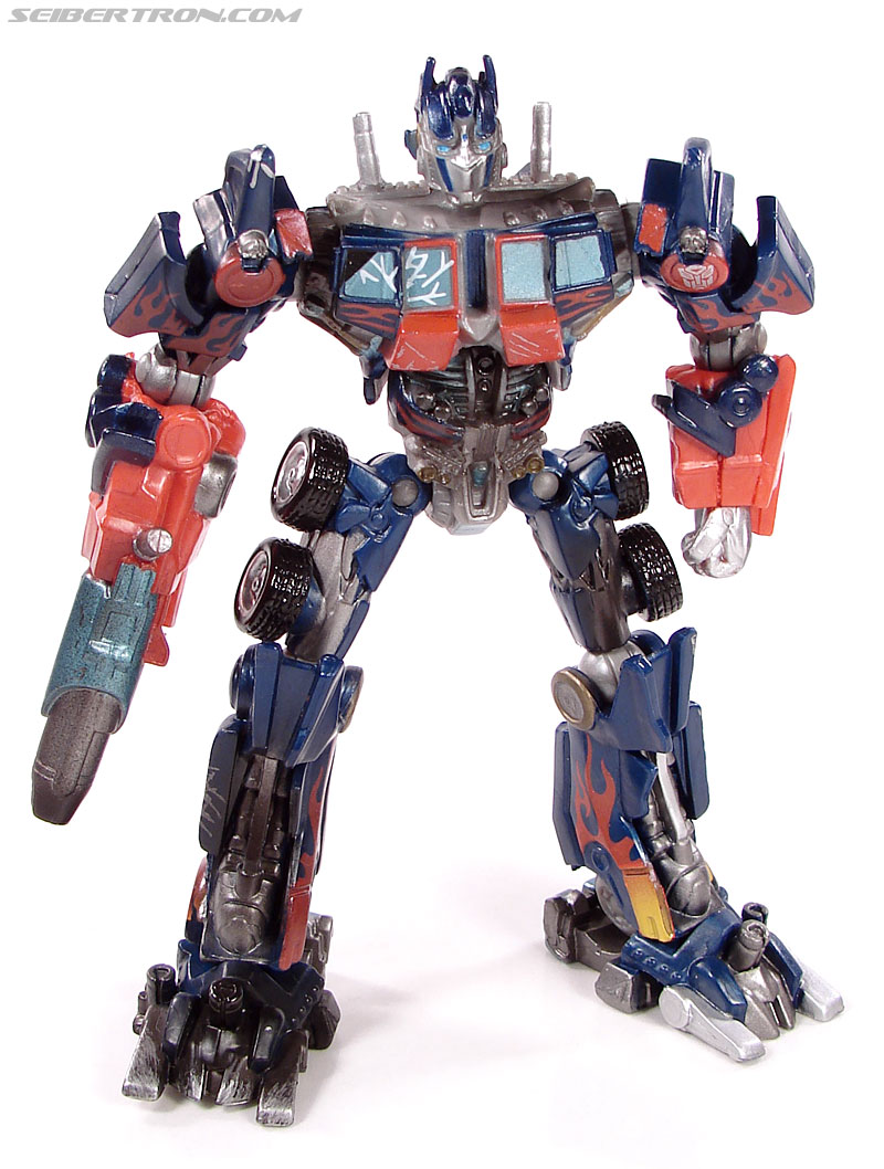Transformers (2007) Battle Damaged Optimus Prime (Robot Replicas) (Image #1 of 37)