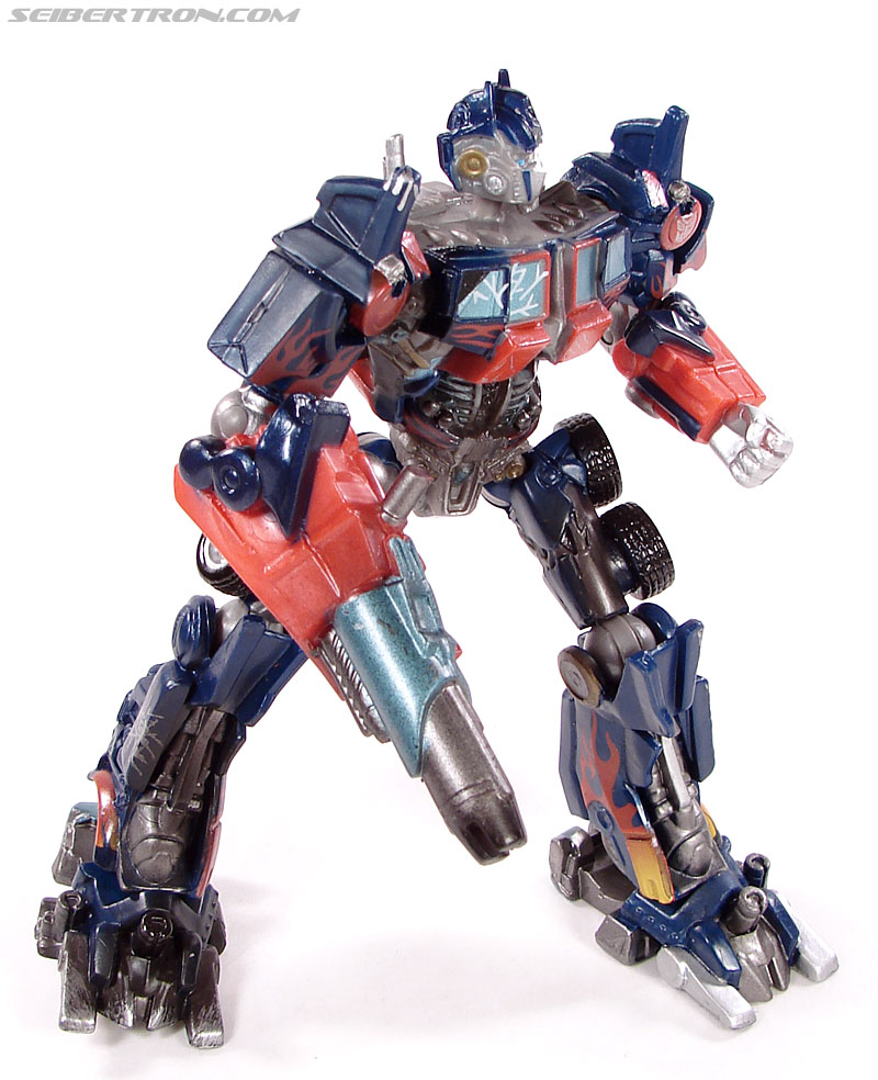 Transformers (2007) Battle Damaged Optimus Prime (Robot Replicas) (Image #19 of 37)