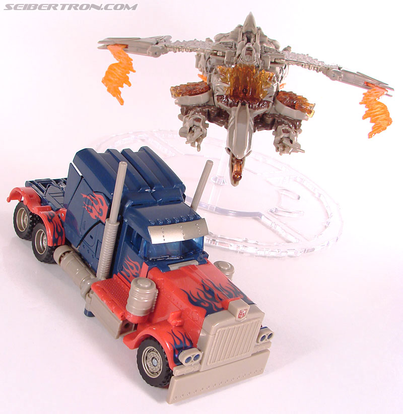Transformers (2007) Megatron (Battle Over Mission City) (Image #54 of 129)
