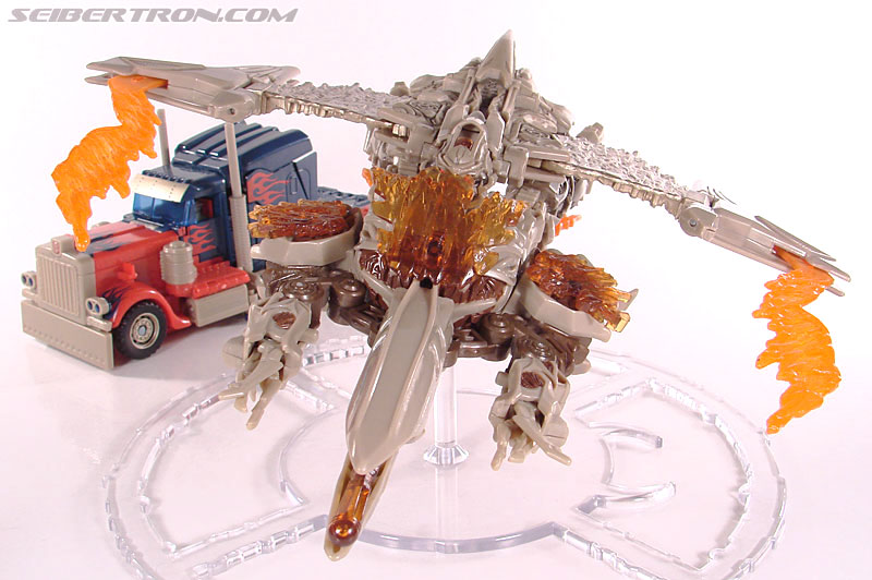 Transformers (2007) Megatron (Battle Over Mission City) (Image #55 of 129)