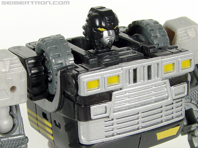Transformers (2007) Armorhide (Image #58 of 128)