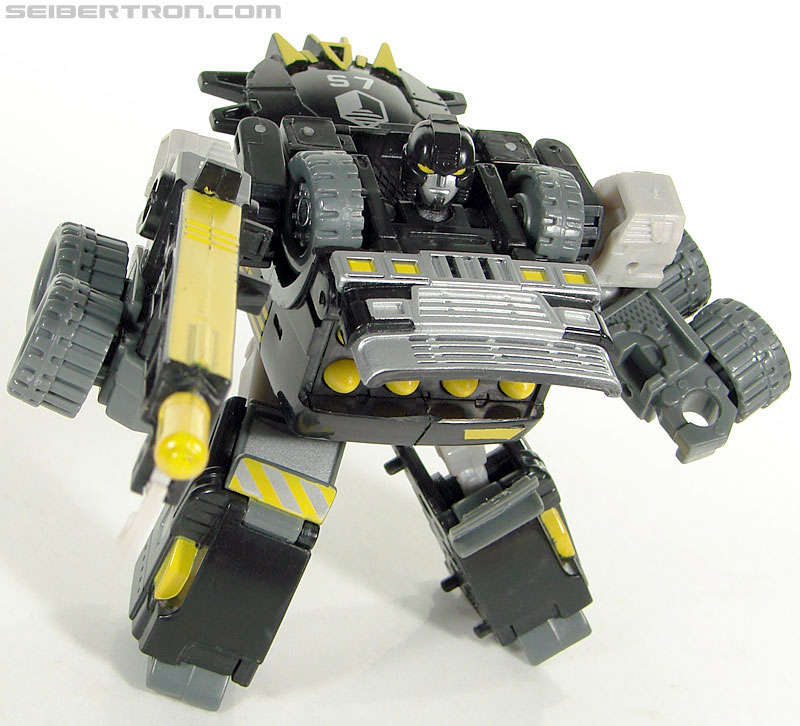 Transformers (2007) Armorhide (Image #94 of 128)