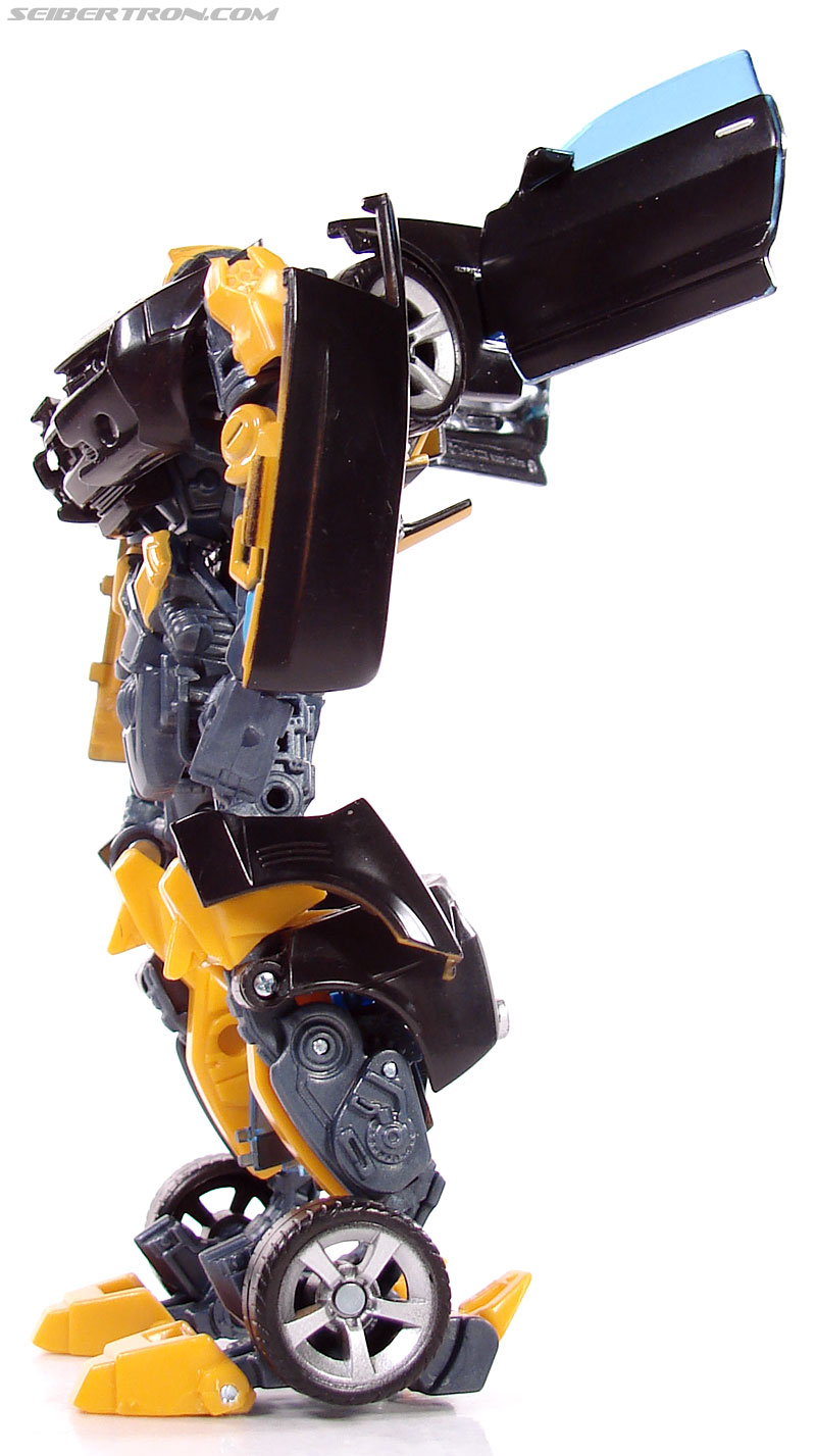 Transformers (2007) Stealth Bumblebee (Image #51 of 140)