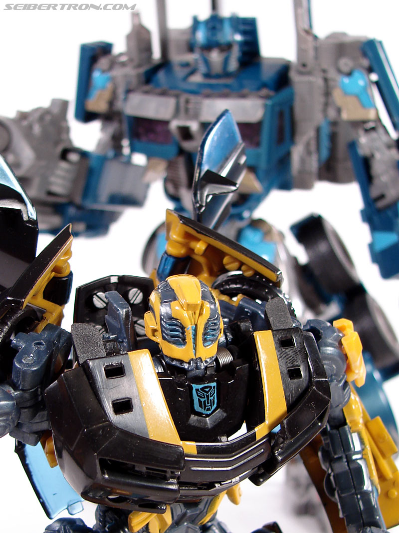 Transformers (2007) Stealth Bumblebee (Image #69 of 140)