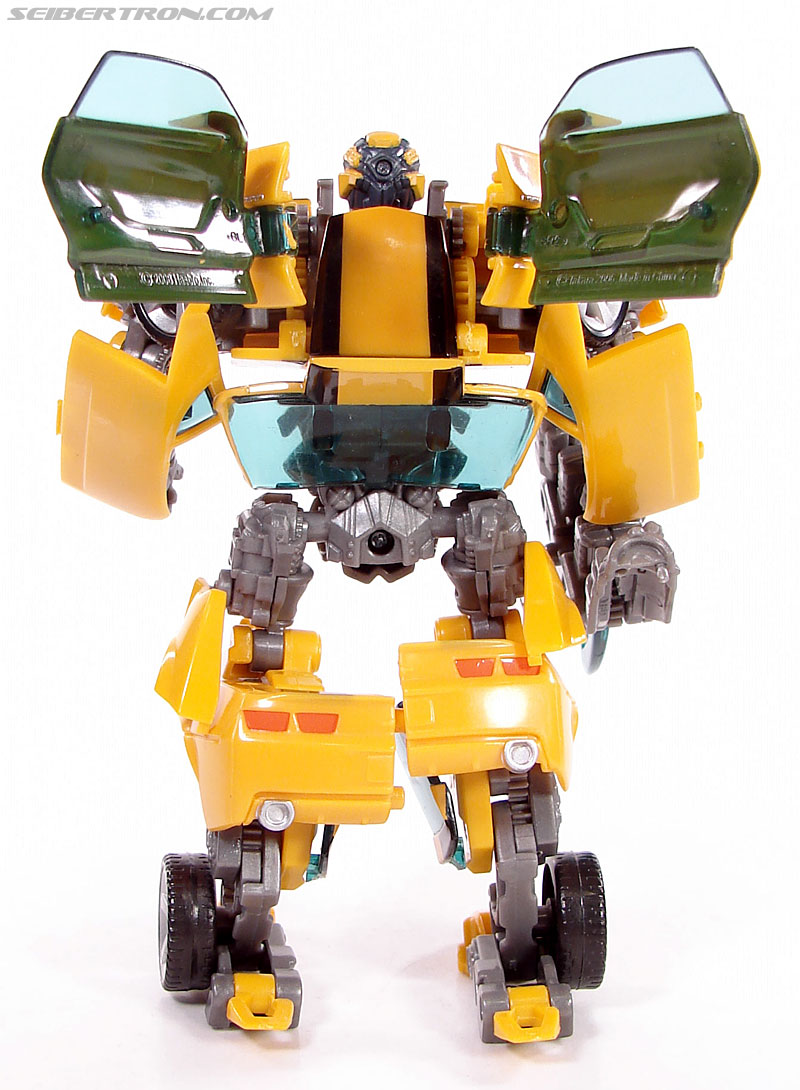Transformers (2007) Stealth Bumblebee (Image #105 of 140)
