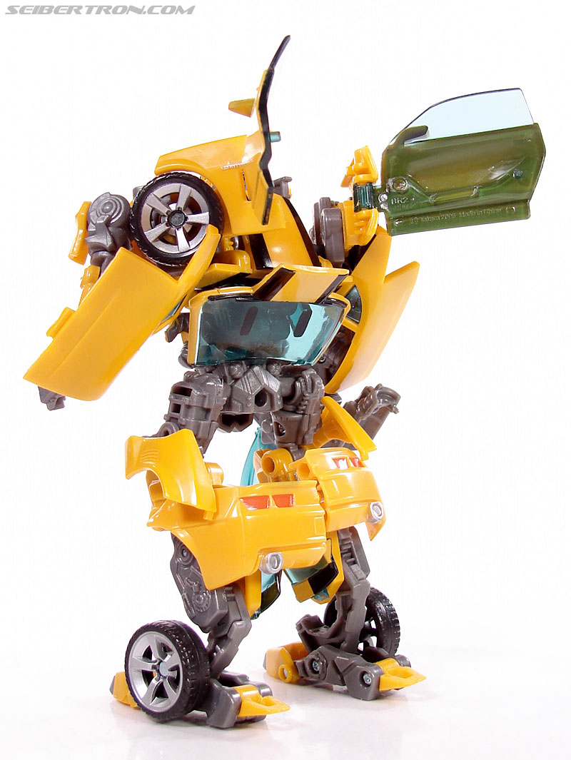 Transformers (2007) Stealth Bumblebee (Image #106 of 140)