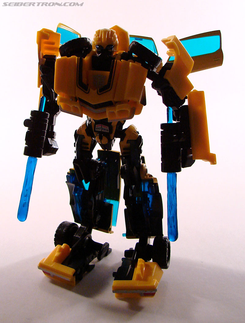 Transformers (2007) Bumblebee (Image #119 of 140)