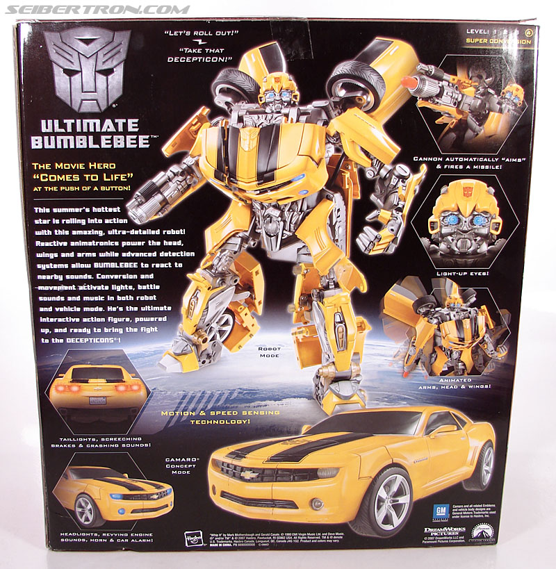 Transformers (2007) Ultimate Bumblebee (Image #11 of 95)