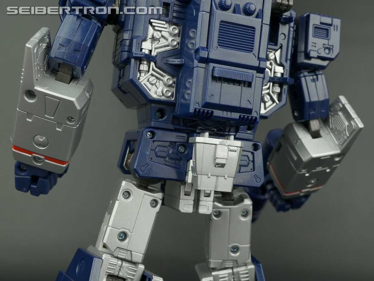 Transformers Masterpiece Soundwave (Image #190 of 249)