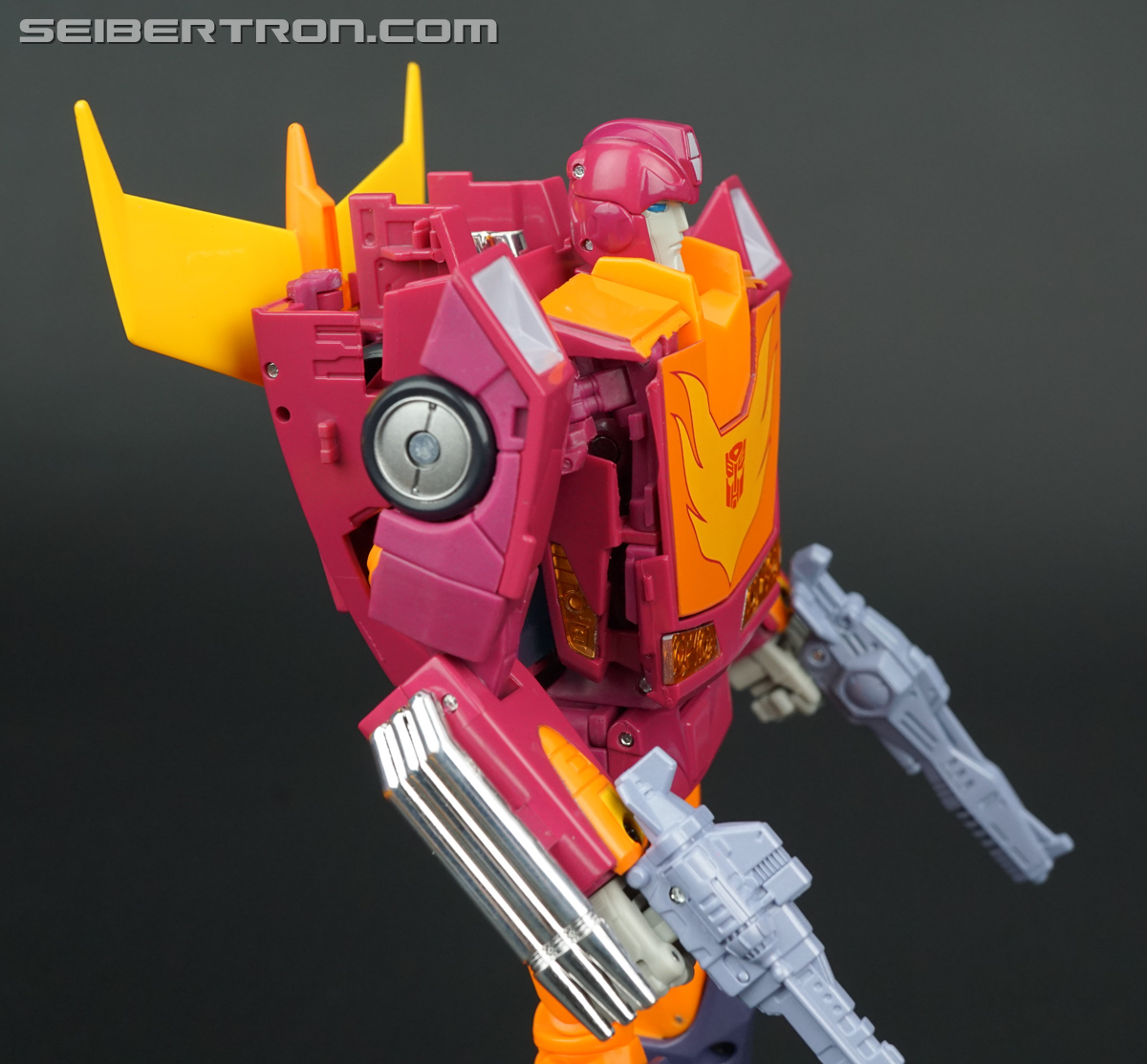 Transformers Masterpiece Hot Rod (Hot Rodimus) (Image #92 of 224)