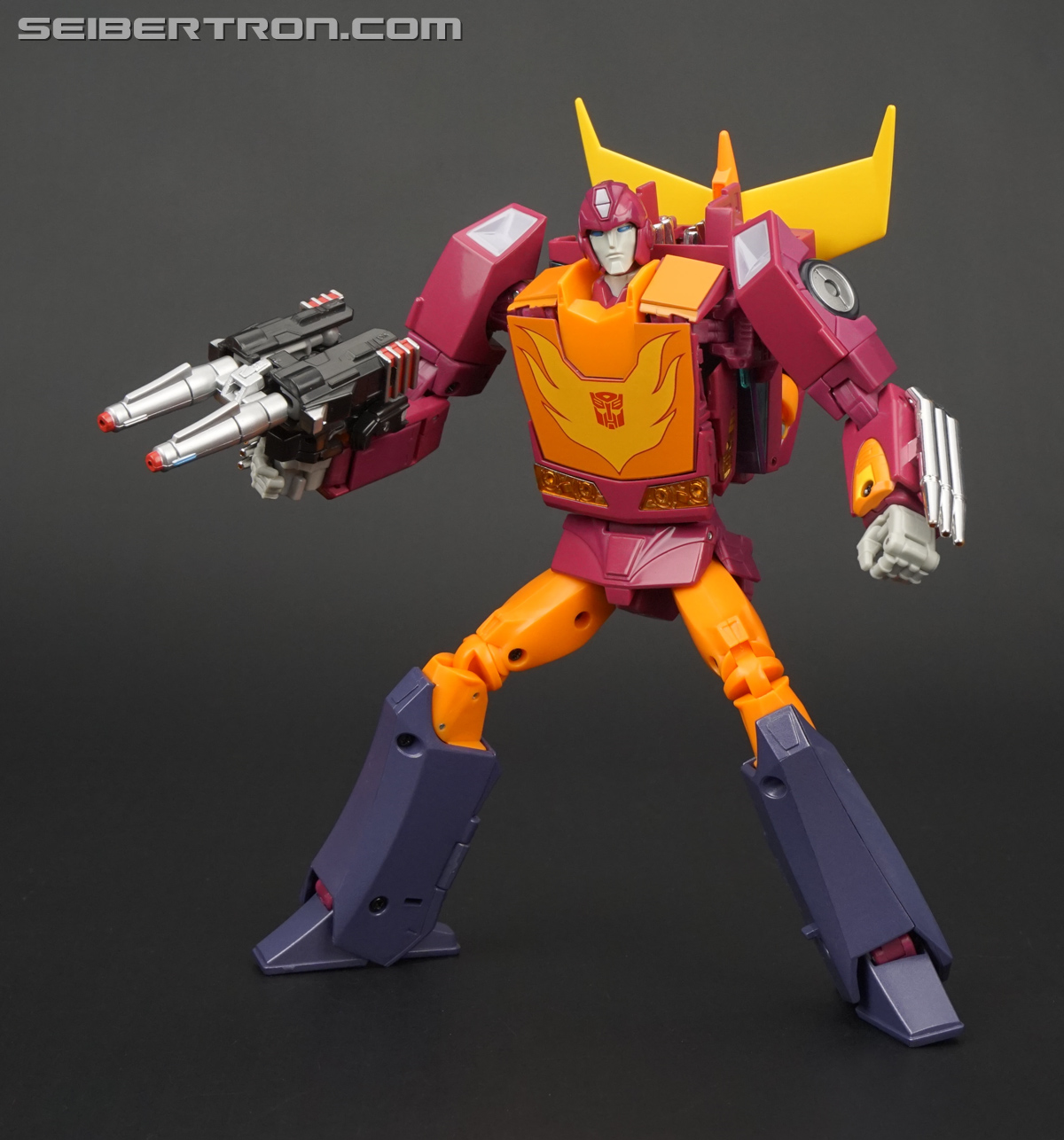 Transformers Masterpiece Hot Rod (Hot Rodimus) (Image #163 of 224)