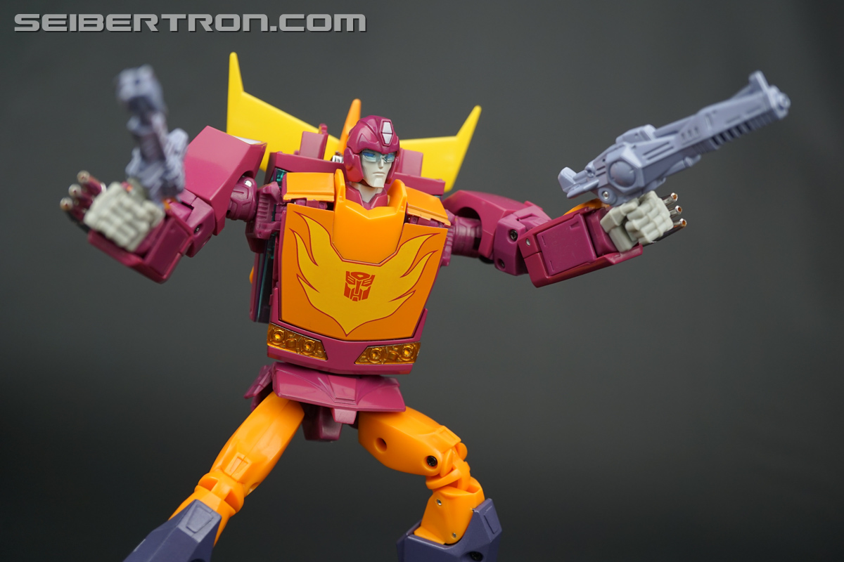 Transformers Masterpiece Hot Rod (Hot Rodimus) (Image #171 of 224)
