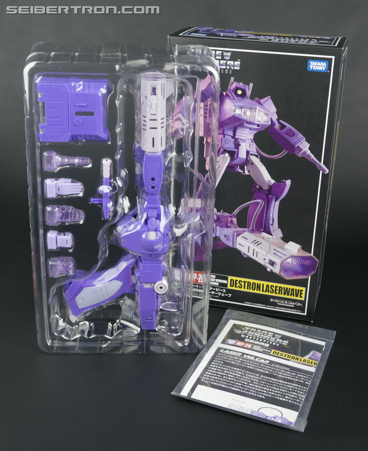 Transformers Masterpiece Shockwave (Laserwave) (Image #30 of 306)