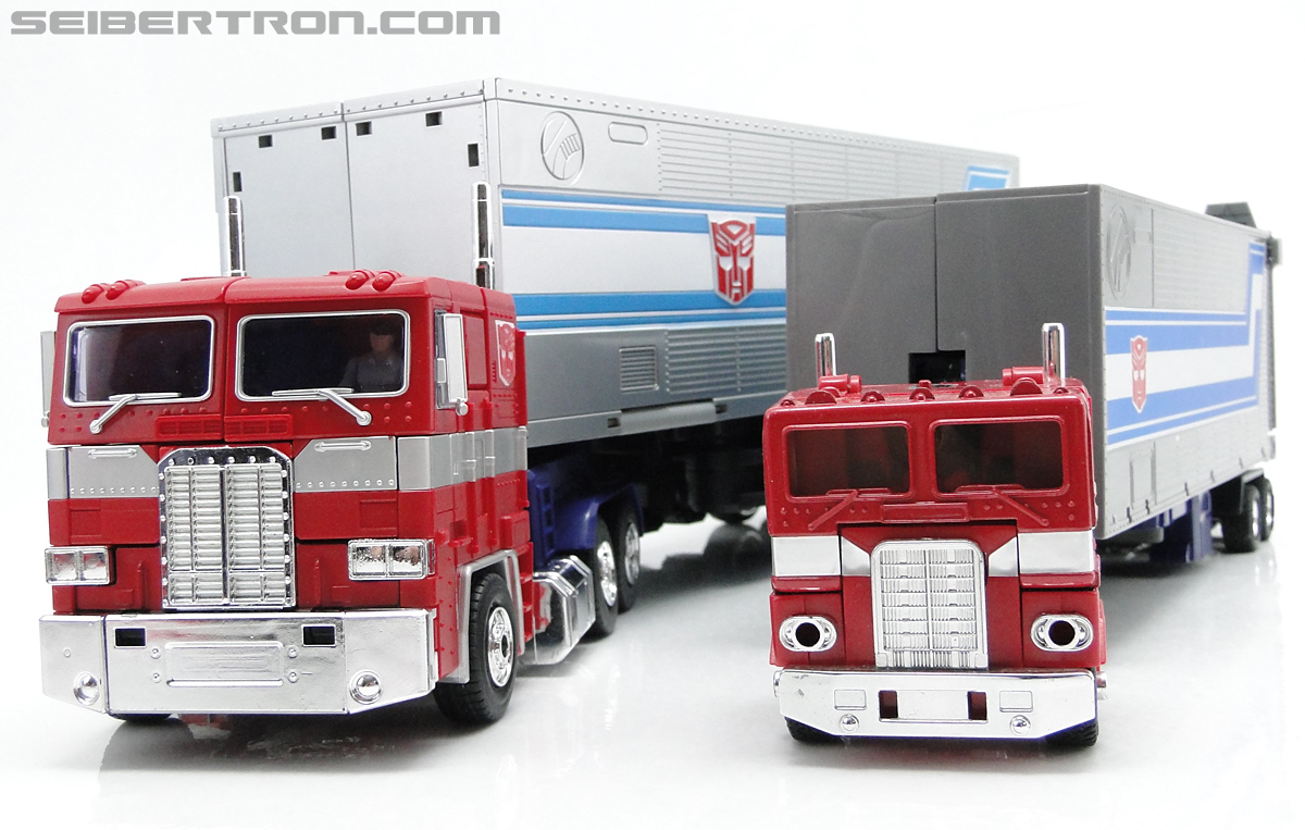 Transformers Masterpiece Optimus Prime (MP-10) (Convoy) (Image #84 of 429)