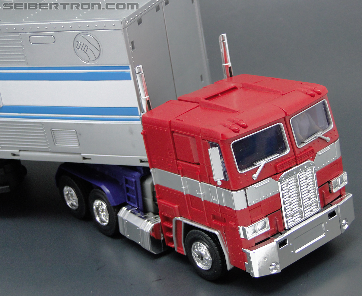 Transformers Masterpiece Optimus Prime (MP-10) (Convoy) (Image #101 of 429)