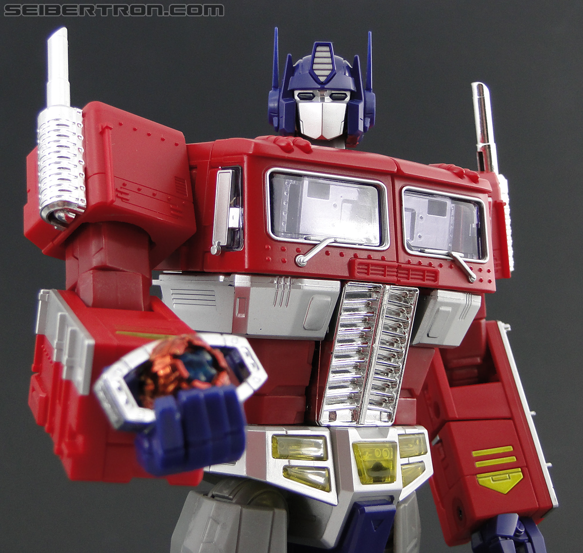 Transformers Masterpiece Optimus Prime (MP-10) (Convoy) (Image #320 of 429)