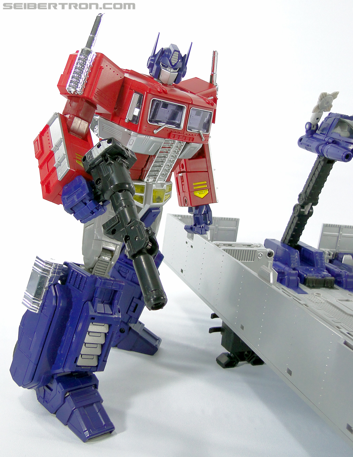 Transformers Masterpiece Optimus Prime (MP-10) (Convoy) (Image #342 of 429)