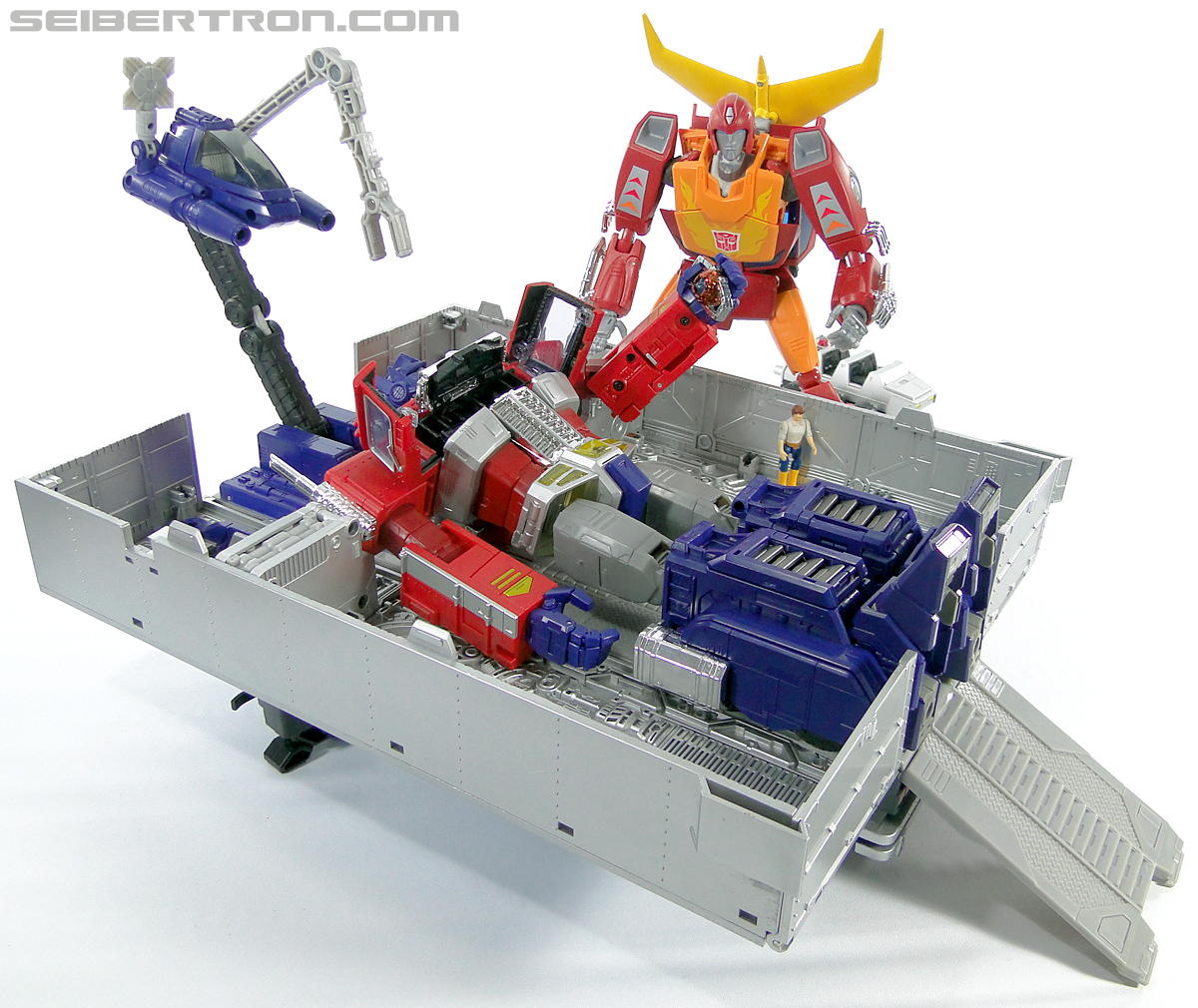 Transformers Masterpiece Optimus Prime (MP-10) (Convoy) (Image #397 of 429)